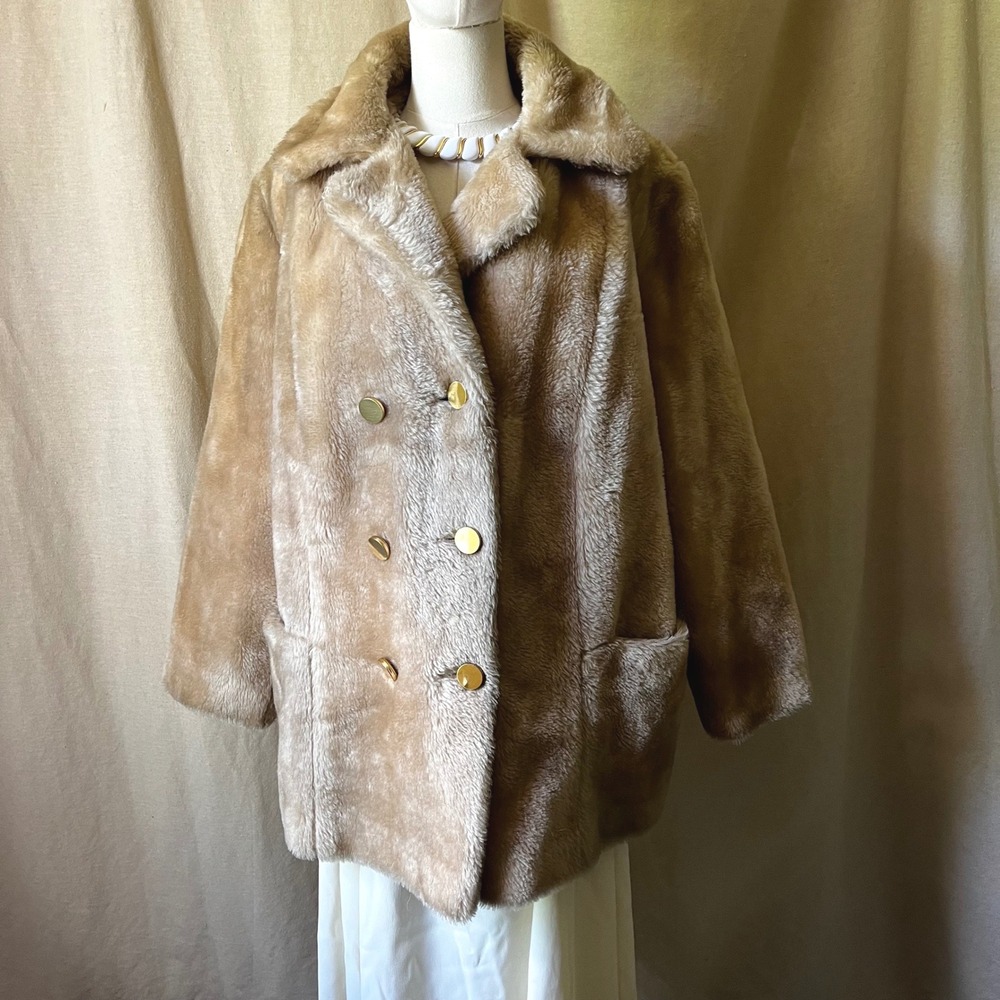 Vintage Champagne Faux Fur Swing Coat Oversized XL 2X Gold Button Teddy Jacket